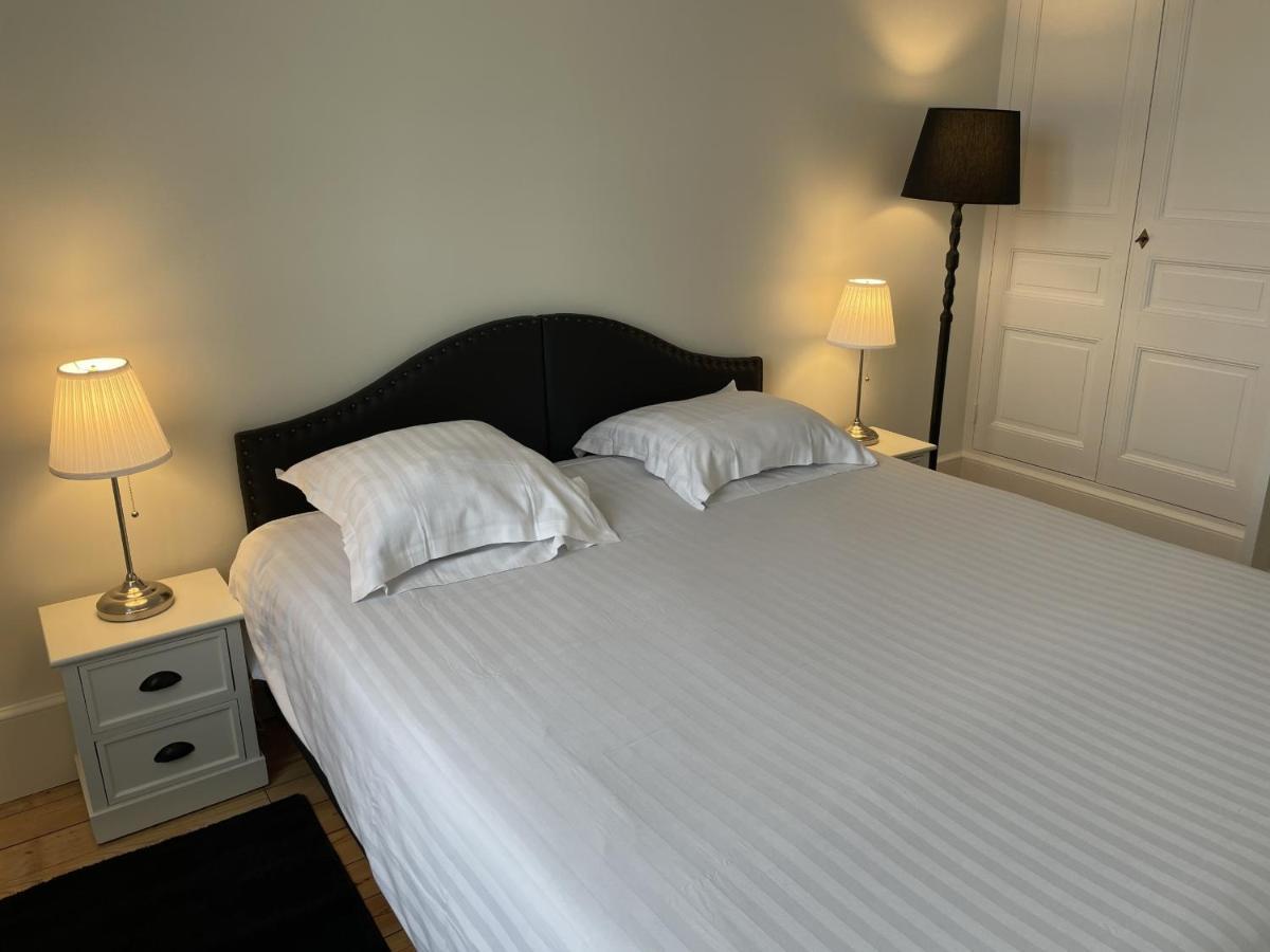 Le Royal XIX Vue Mer Dinard Exterior photo
